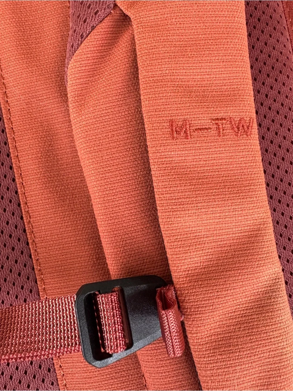Moment M-TW backpack 17L